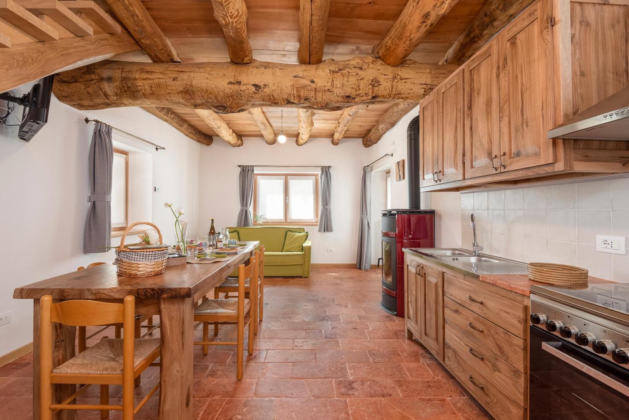 La Torre Del Manghen: Agri-Alloggio Indipendente Rota d'Imagna Exterior photo